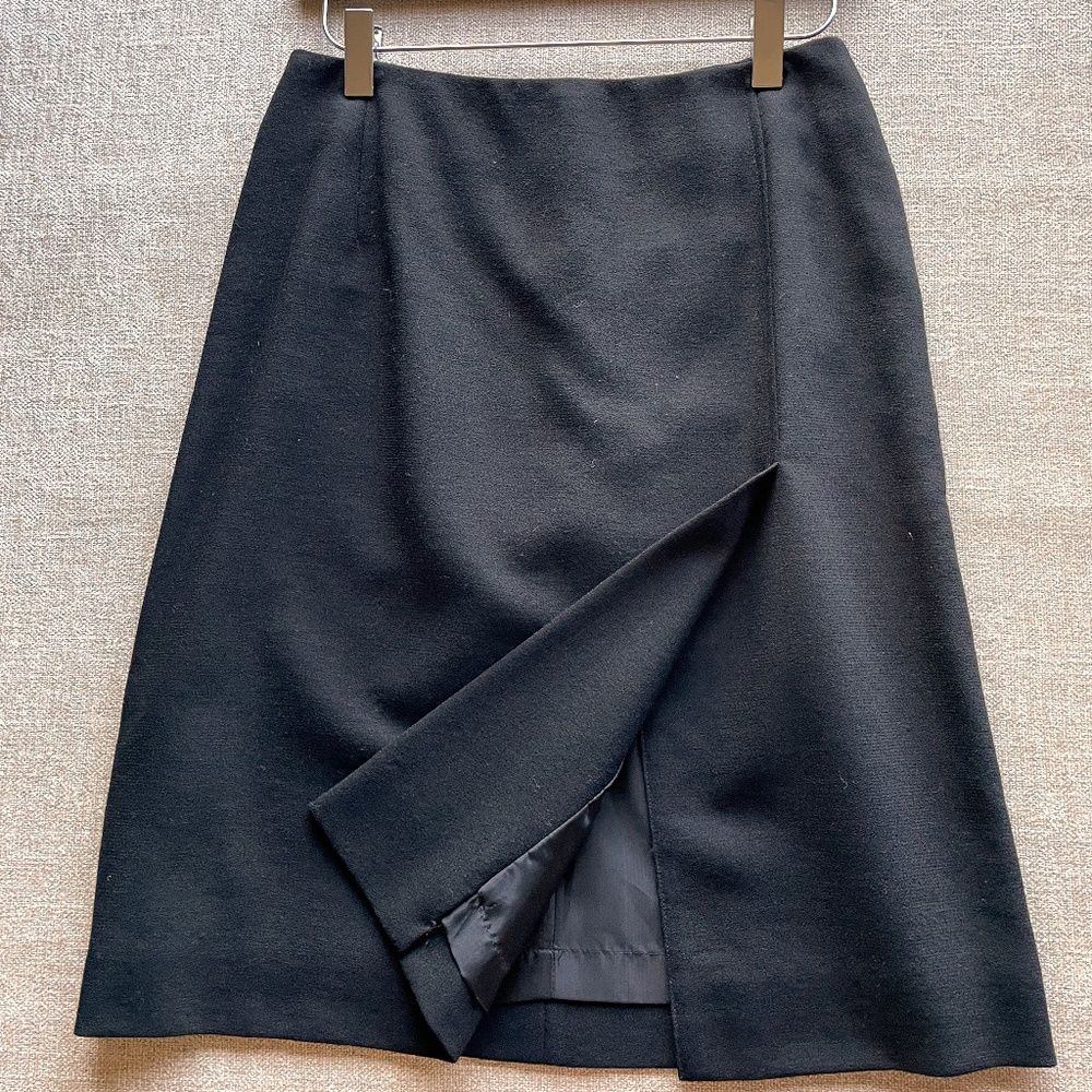 Vintage Ralph Lauren Black Lined Wool Pencil Skirt with front vent Size 4
